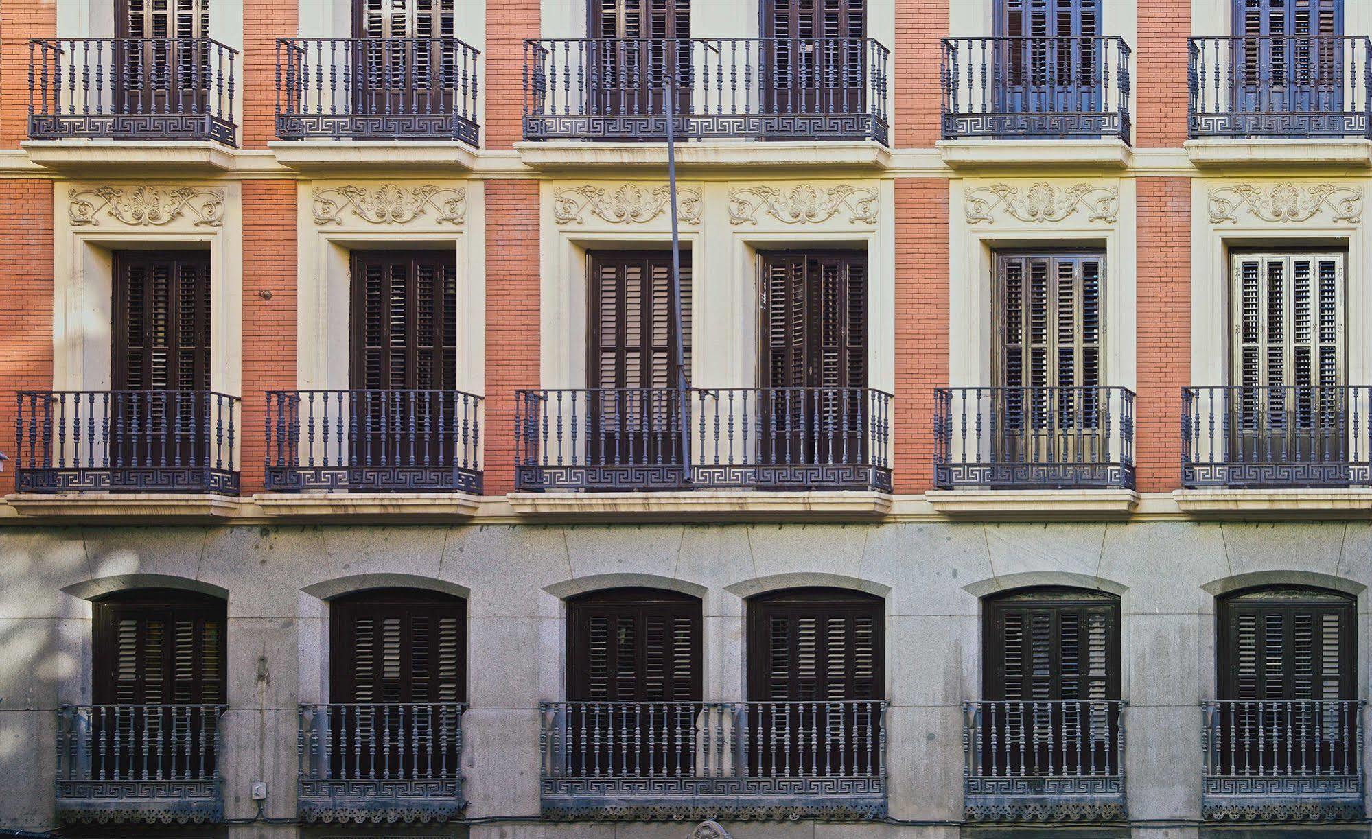 The Hat Madrid Esterno foto